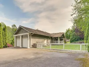 Issaquah Retreat Near Lake Sammamish State Park!