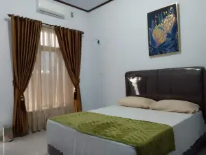 Rumah kenangan Harun Diana