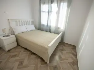 Lovely 1-Bedroom Flat in Skopelos