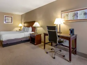 Best Western Plus Inn at Hunt Ridge