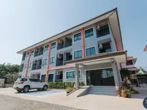 Thepchamrat Boutique Hotel