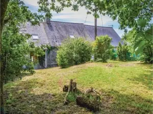 Holiday Home Jugon les Lacs N-681