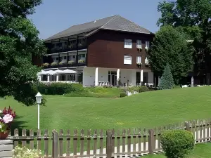 Inselhotel Faakersee