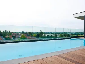 Blue Woods Hotel - Deerlijk