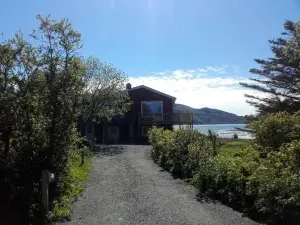 Fredvang Seahouse, Apartment A
