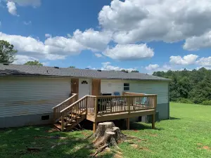 Scenic Mountain Views 4 Bed 2 Bath