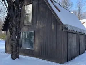 IRISH ACRES GUESTHOUSE COTTAGE