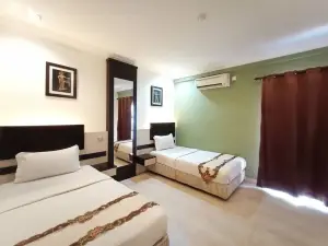 Maya Hotel