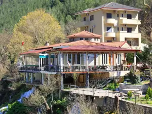 Hotel Gryka e Kelcyres