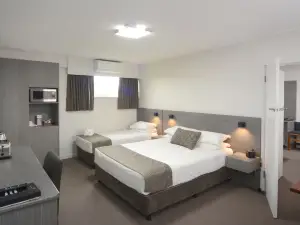 Bridge Hotel