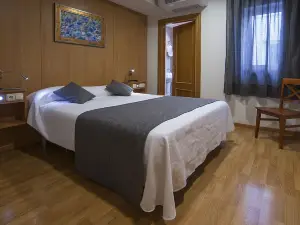 Iraipe Izaga Hostal