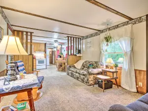 ที่หนีเที่ยวที่แปลกใหม่ริมลำธาร - มาสนุกกับแพะในที่พัก!