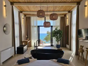 SeiSensi Luxury Beach Villa