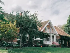 Tastecelebration Residence