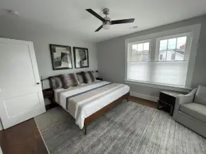 Judge’s Quarters: Exquisite Luxury Apartment