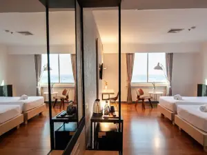 Lee Gardens Plaza Hotel