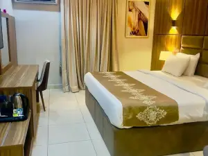 Pinnatech Suites Awka