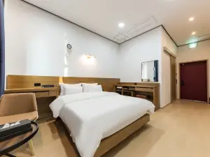 Cheongju Nurida Hotel