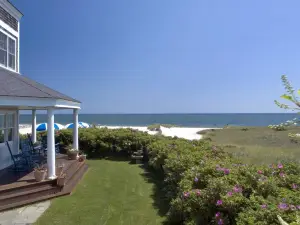 Winstead Beach Resort