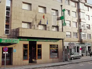 Hotel Auto-Bar