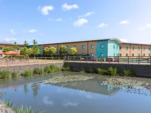 Ramada by Wyndham Cobham