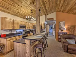 Deluxe Rocky Mountain Hideaway in Como w/ Hot Tub!