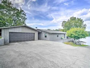 Lakeside Spring City Home Private Boat Ramp!