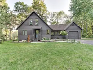 Breezy Point Cabin Deck with Golf Course Views!