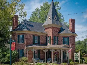 Parsonage Inn Bed and Breakfast