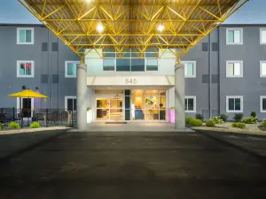 Holiday Inn Express Hotel & Suites Chestertown