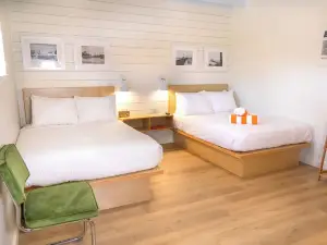Driftwood Motel