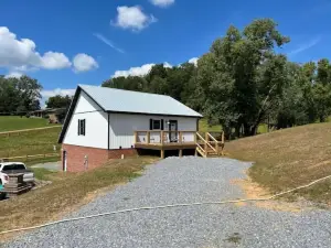 Clean! Pet friendly, New construction, 2 bedrooms, 2 bathrooms, washer-dryer