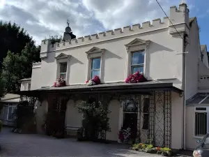 Belvedere Lodge