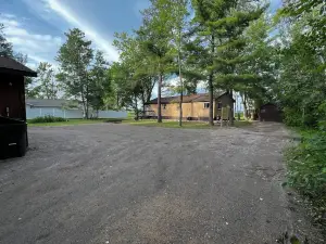 Heaven on Lake Edward
