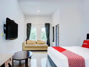 Hotel O Almasarra Residence