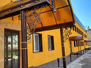 Hotel Bolkonskiy