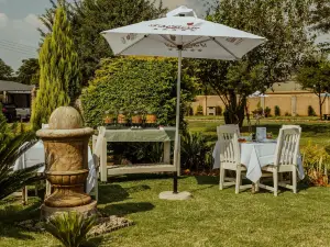 TshiBerry Bed & Breakfast