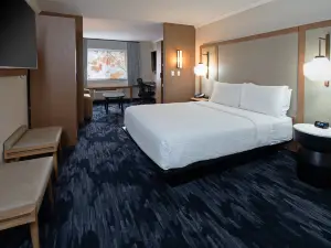 Fairfield Inn & Suites Seattle Sea-Tac Airport