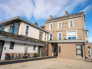 Antrim House Guest Rooms & Suites