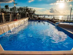 Elia Agia Marina Hotel