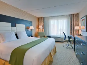 Holiday Inn Express & Suites Ottawa West - Nepean