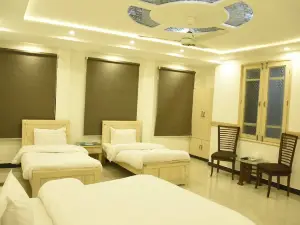 Royal Inn Hotel