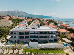 Hotel Crystal