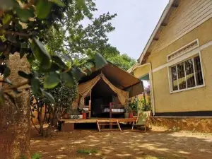 Villa Katwe