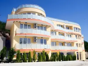 Albizia Beach Hotel