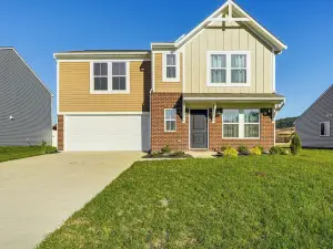 16 Mi to Louisville: Pet-friendly Getaway!