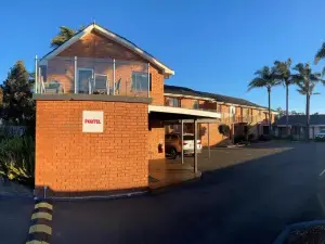 Avaleen Lodge Motor Inn