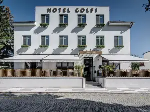 Hotel Golfi