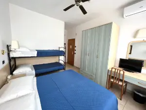 호텔 몬테카를로 체르비아