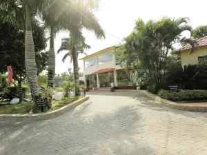La Bella Resort